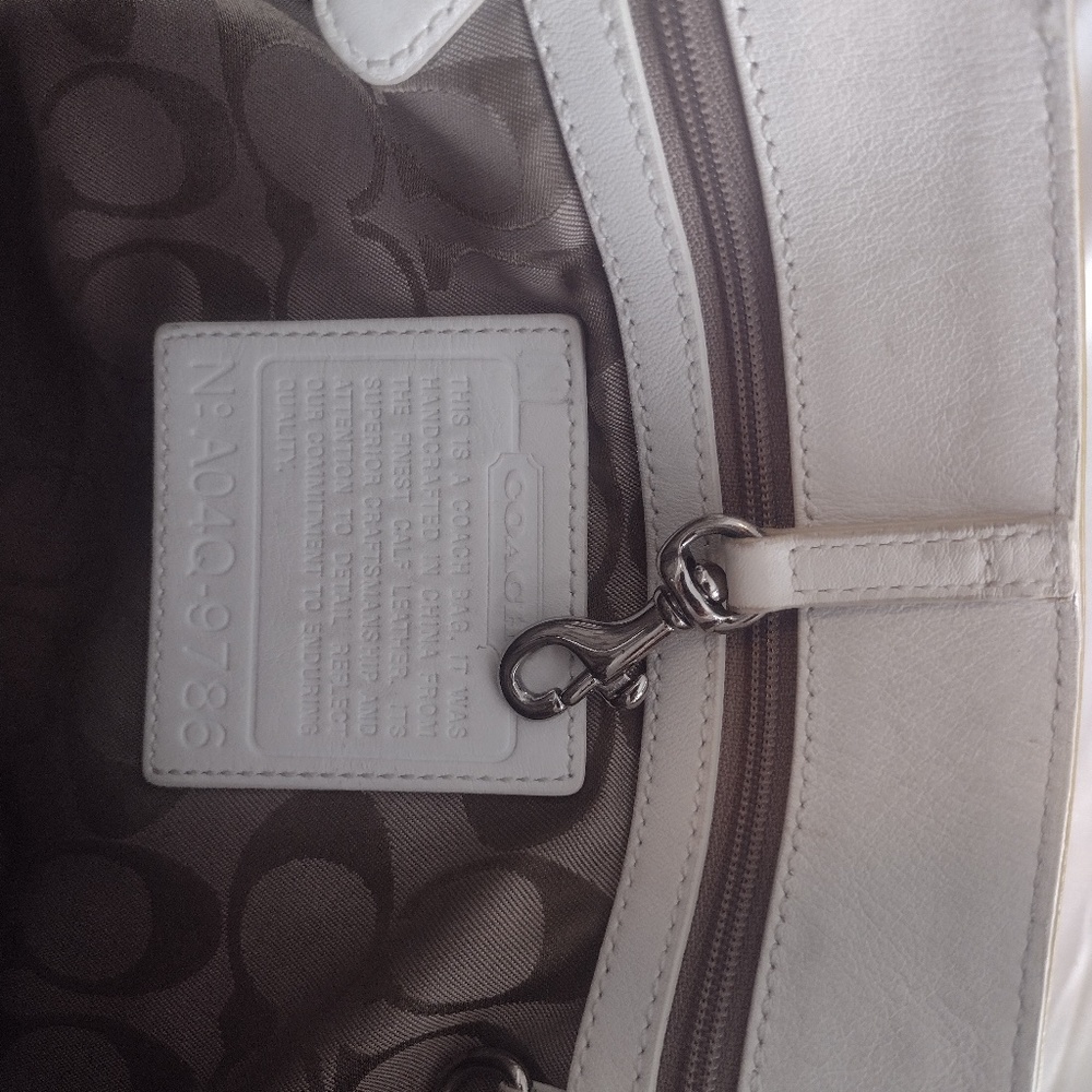 Coach Patent Leather Purse - Picture 4 of 16